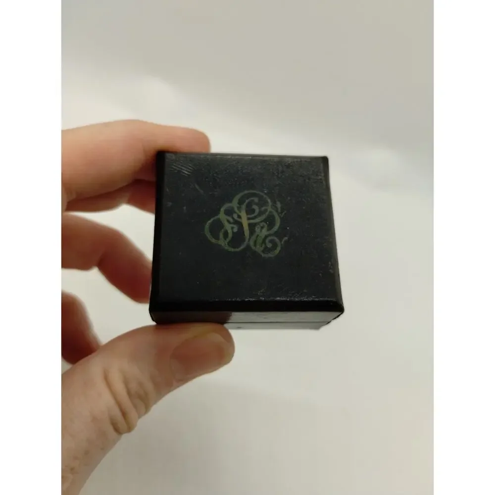 Small Shields Pin/Brooch Presentation Box - Faux Black Leather